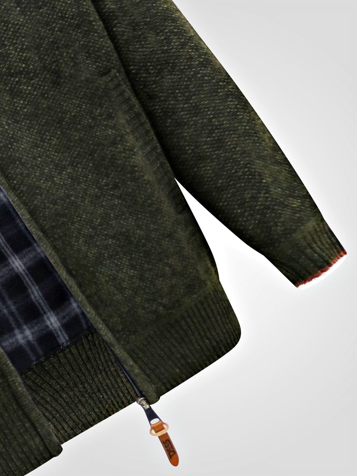 D555 Big Knitted Zip Through with Bonded Check Lining KHAKI CESAR 802004